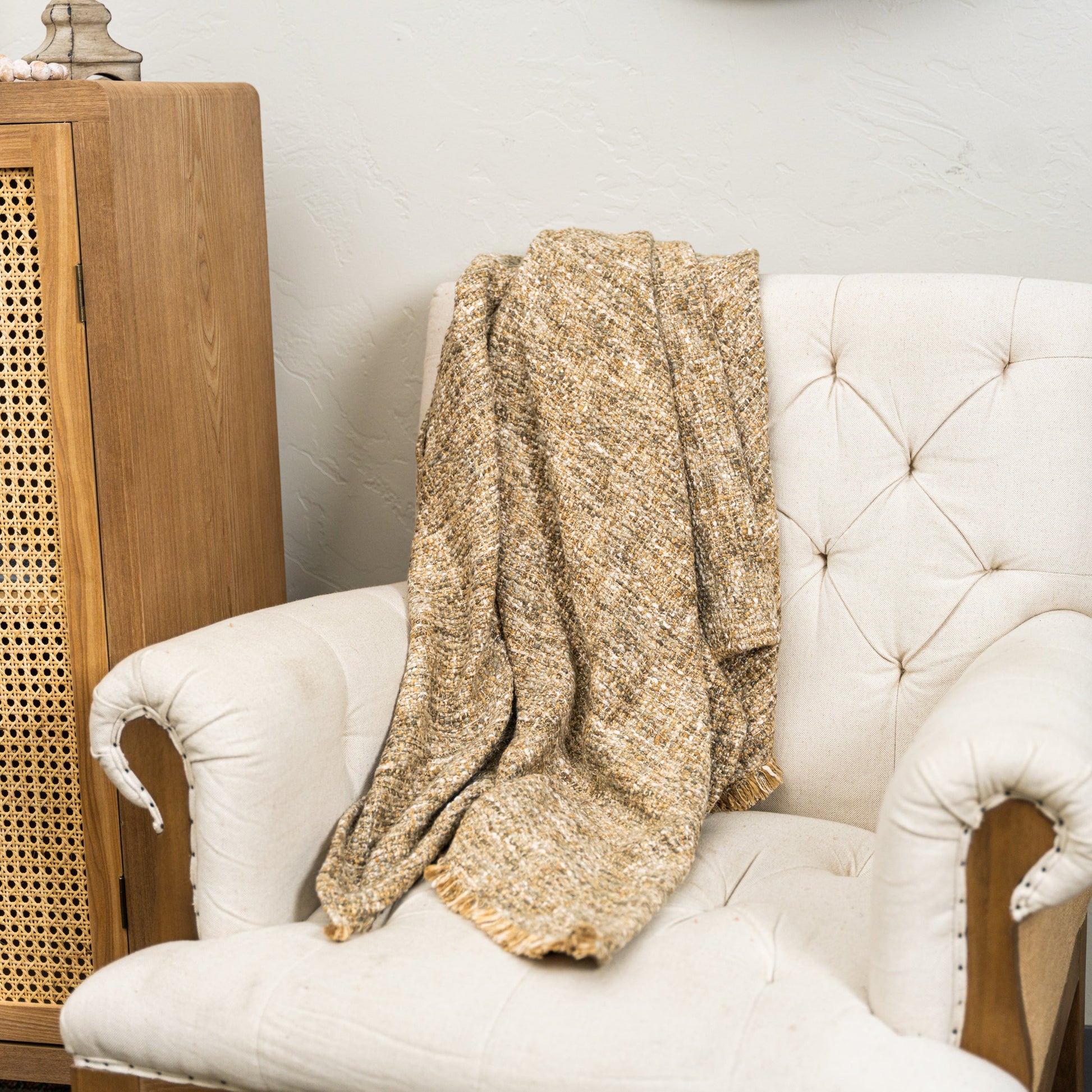 Gray & Tan Woven Boucle Throw with Fringe – Smallwoods